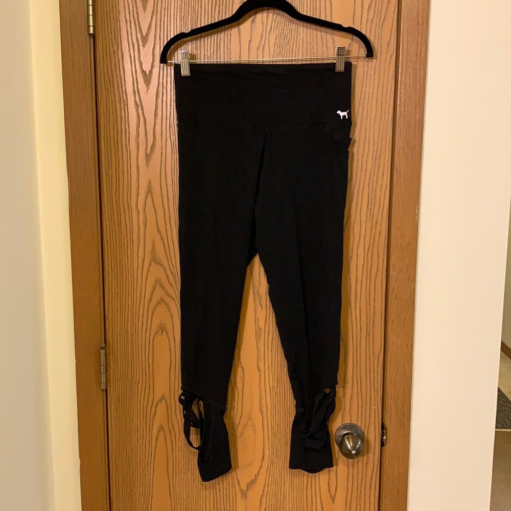 PINK Victoria’s Secret high-waisted ⅞ leggings